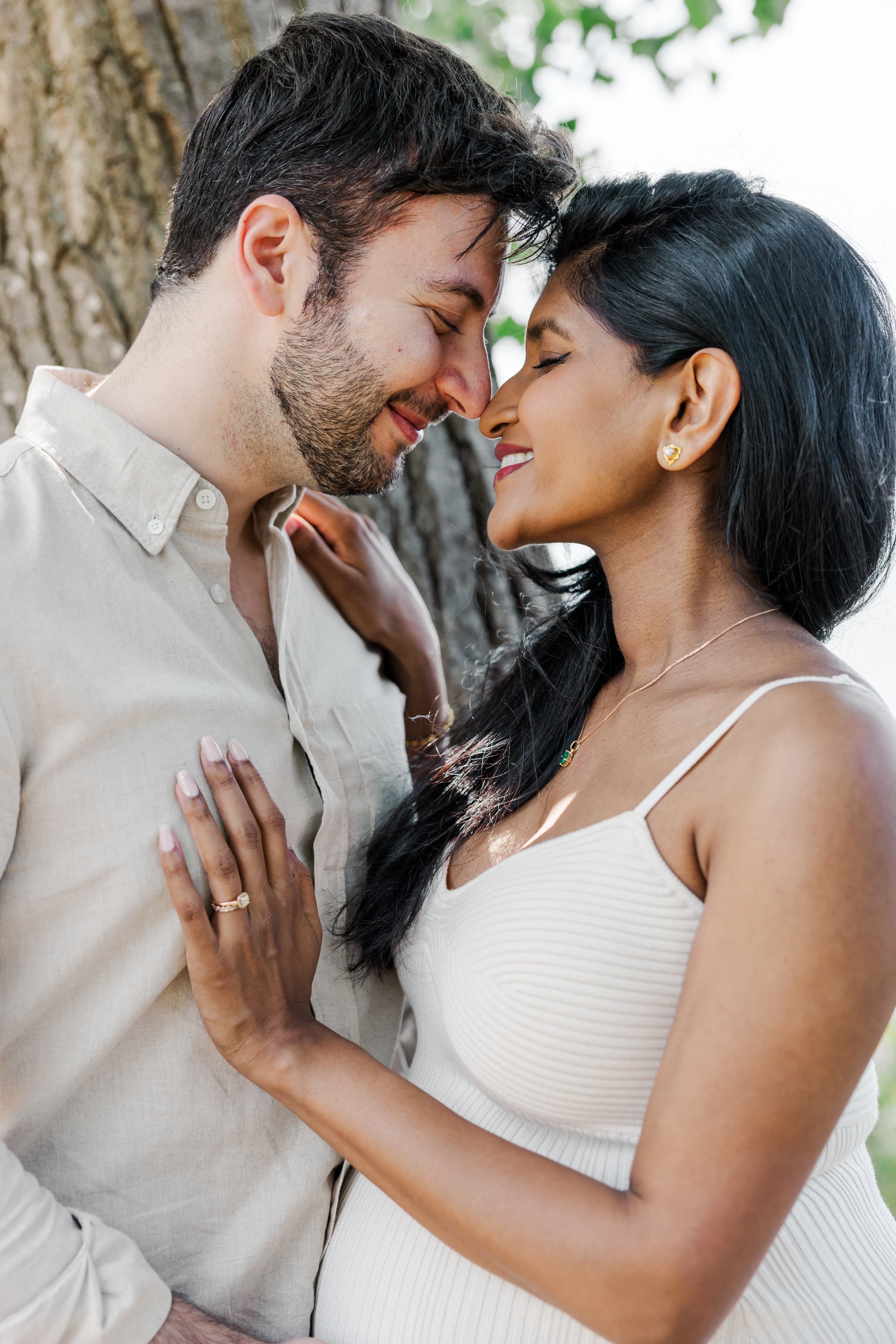 Outdoor maternity session Montreal — Kar-Mei Quach Photography