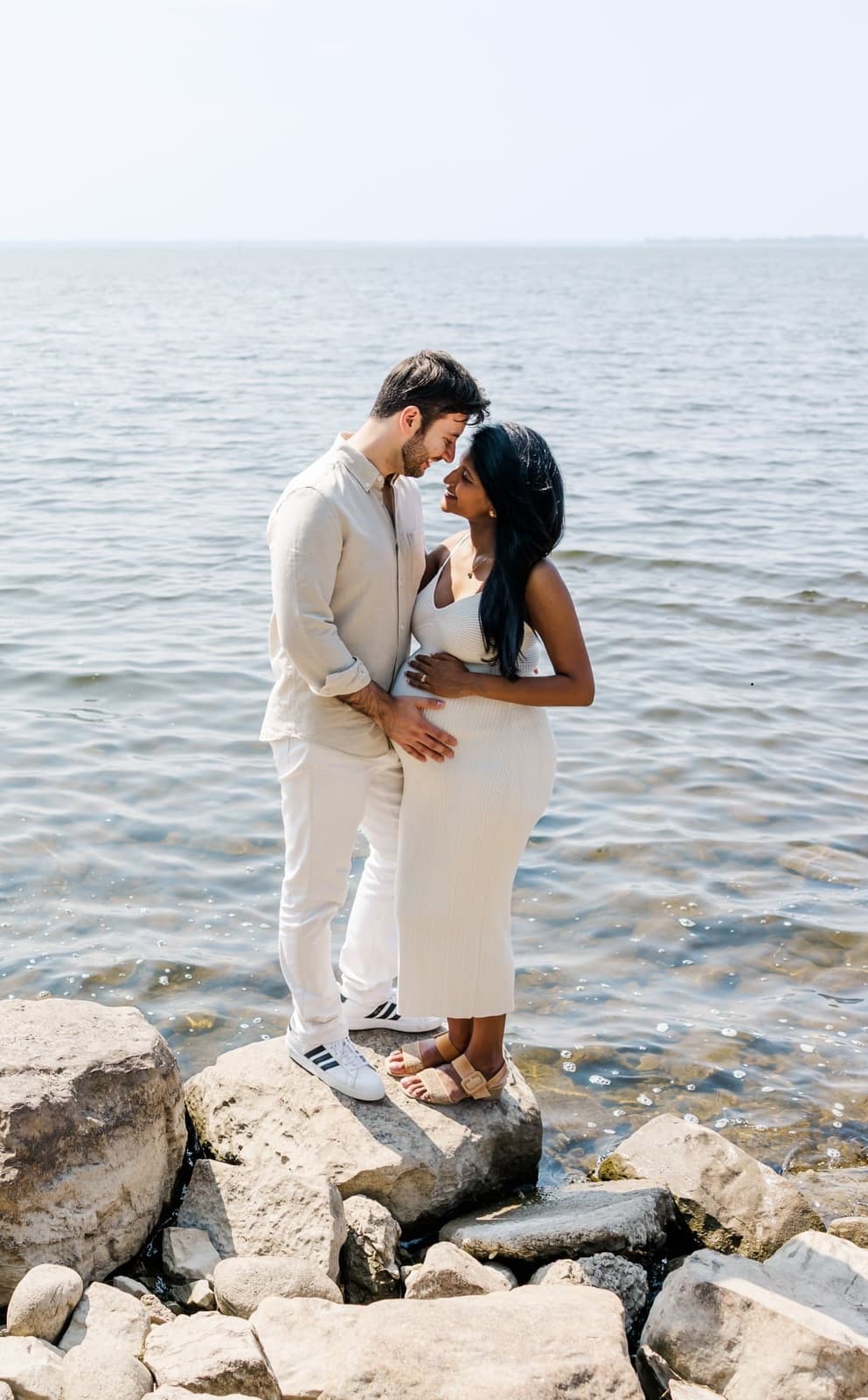 Montreal maternity photographer Kar-Mei Quach